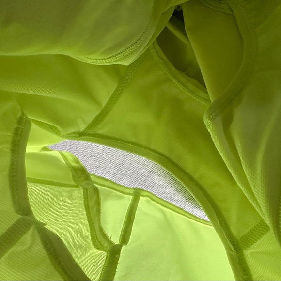 Neon yellow/green Lululemon speed up shorts lined sz 6 - Picture 3 of 9
